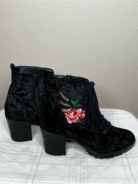 Clarissa Womens ASXO Boots, 3” heels,  Black W/MultiColor Embroidery , Size 8